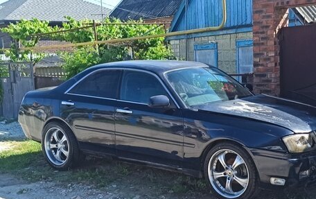 Nissan Gloria XI, 1999 год, 290 000 рублей, 1 фотография