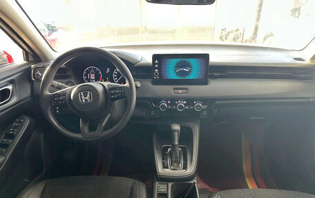 Honda Vezel, 2024 год, 1 851 003 рублей, 7 фотография