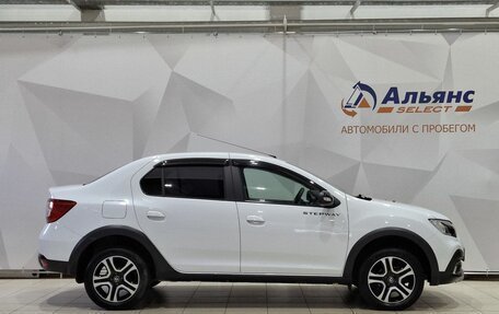 Renault Logan II, 2022 год, 1 480 000 рублей, 2 фотография