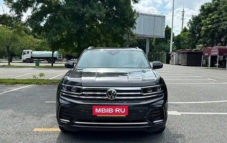Volkswagen Teramont I, 2022 год, 3 773 000 рублей, 2 фотография