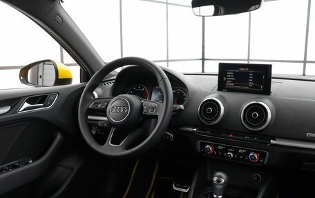 Audi A3, 2016 год, 2 090 000 рублей, 12 фотография