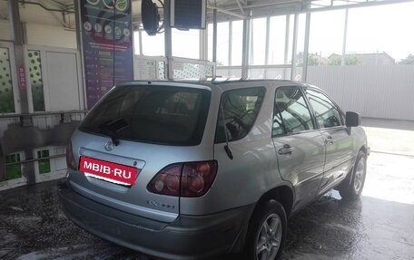 Lexus RX IV рестайлинг, 1999 год, 550 000 000 рублей, 14 фотография