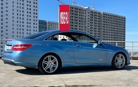 Mercedes-Benz E-Класс, 2011 год, 1 100 000 рублей, 6 фотография