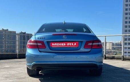 Mercedes-Benz E-Класс, 2011 год, 1 100 000 рублей, 15 фотография