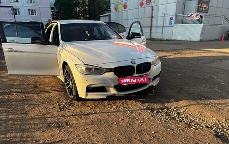 BMW 3 серия, 2013 год, 1 900 000 рублей, 14 фотография