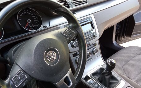 Volkswagen Passat B7, 2013 год, 1 350 000 рублей, 7 фотография
