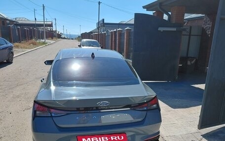 Hyundai Elantra, 2021 год, 2 250 000 рублей, 6 фотография