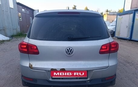 Volkswagen Tiguan I, 2011 год, 650 000 рублей, 3 фотография