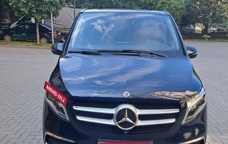Mercedes-Benz V-Класс, 2020 год, 7 200 000 рублей, 1 фотография