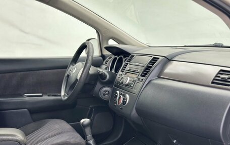 Nissan Tiida, 2010 год, 700 000 рублей, 11 фотография