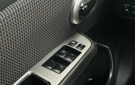 Nissan Tiida, 2010 год, 700 000 рублей, 15 фотография