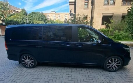 Mercedes-Benz V-Класс, 2020 год, 7 200 000 рублей, 2 фотография