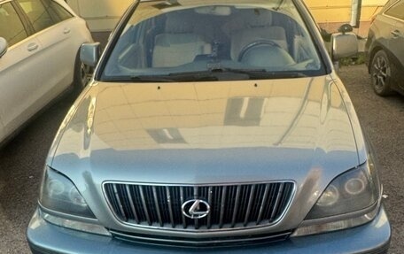 Lexus RX IV рестайлинг, 2000 год, 780 000 рублей, 3 фотография
