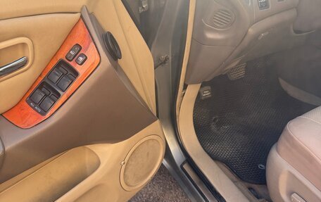 Lexus RX IV рестайлинг, 2000 год, 780 000 рублей, 16 фотография