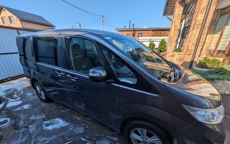 Honda Stepwgn IV, 2018 год, 2 150 000 рублей, 4 фотография