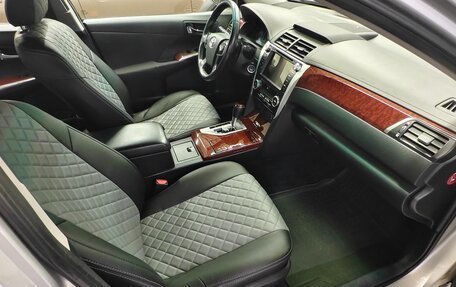 Toyota Camry, 2014 год, 1 740 000 рублей, 5 фотография