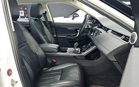 Land Rover Range Rover Evoque II, 2020 год, 2 760 000 рублей, 7 фотография