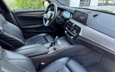BMW 5 серия, 2017 год, 3 390 000 рублей, 6 фотография