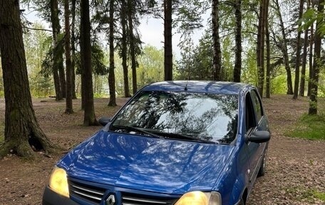 Renault Logan I, 2005 год, 300 000 рублей, 1 фотография