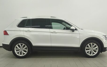 Volkswagen Tiguan II, 2018 год, 2 349 000 рублей, 6 фотография