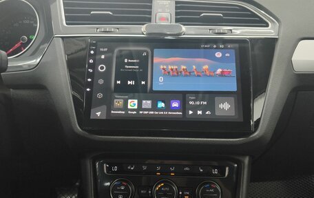 Volkswagen Tiguan II, 2018 год, 2 349 000 рублей, 16 фотография