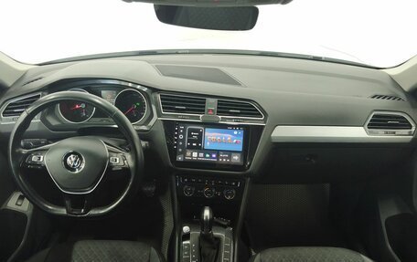 Volkswagen Tiguan II, 2018 год, 2 349 000 рублей, 14 фотография