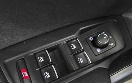 Volkswagen Tiguan II, 2018 год, 2 349 000 рублей, 20 фотография