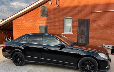 Mercedes-Benz E-Класс, 2009 год, 1 250 000 рублей, 6 фотография