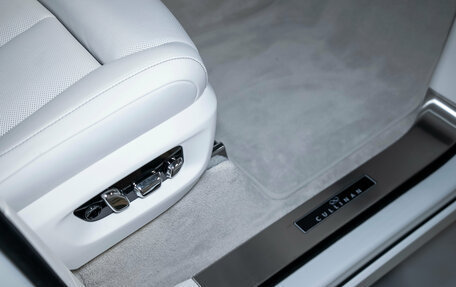 Rolls-Royce Cullinan, 2025 год, 55 000 000 рублей, 26 фотография