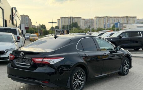 Toyota Camry, 2022 год, 3 450 000 рублей, 4 фотография
