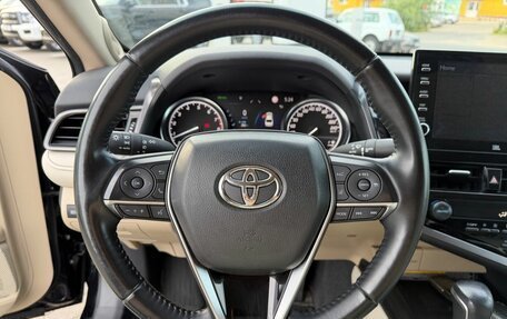 Toyota Camry, 2022 год, 3 450 000 рублей, 12 фотография