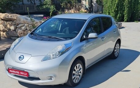 Nissan Leaf I, 2014 год, 1 300 000 рублей, 2 фотография
