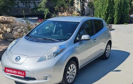 Nissan Leaf I, 2014 год, 1 300 000 рублей, 3 фотография