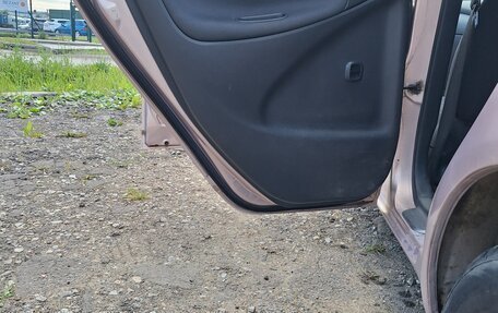 Toyota Vitz, 2001 год, 265 000 рублей, 12 фотография