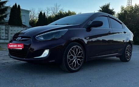 Hyundai Solaris II рестайлинг, 2013 год, 750 000 рублей, 5 фотография