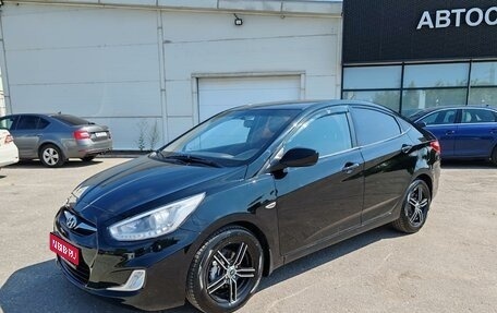 Hyundai Solaris II рестайлинг, 2012 год, 949 000 рублей, 1 фотография