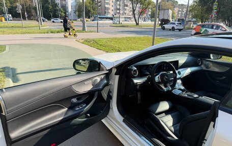 Mercedes-Benz E-Класс, 2017 год, 3 250 000 рублей, 12 фотография