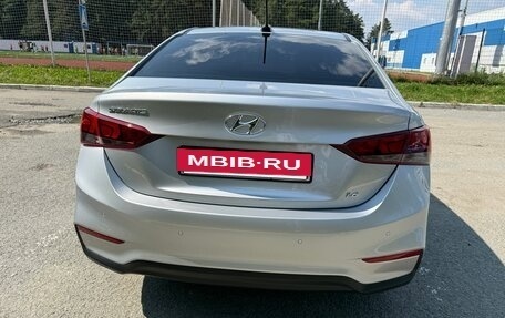Hyundai Solaris II рестайлинг, 2019 год, 1 400 000 рублей, 5 фотография