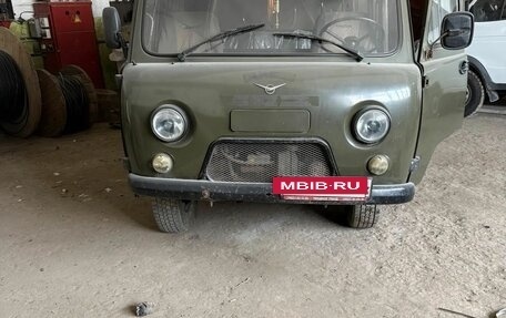 ЛуАЗ 469, 2011 год, 480 000 рублей, 2 фотография