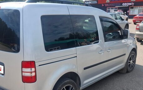 Volkswagen Caddy III рестайлинг, 2011 год, 550 000 рублей, 4 фотография