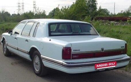 Lincoln Town Car II, 1990 год, 940 000 рублей, 4 фотография