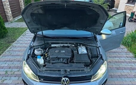 Volkswagen Golf R VII, 2017 год, 2 800 000 рублей, 15 фотография
