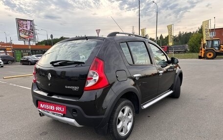 Renault Sandero I, 2013 год, 690 000 рублей, 2 фотография