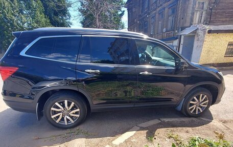 Honda Pilot III рестайлинг, 2020 год, 4 560 000 рублей, 4 фотография