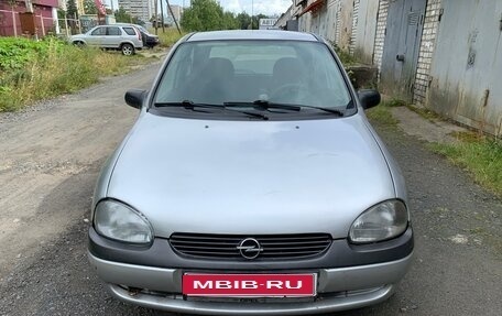 Opel Corsa B, 2000 год, 98 000 рублей, 1 фотография