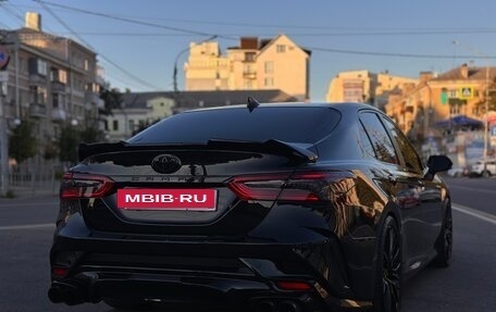 Toyota Camry, 2019 год, 3 070 000 рублей, 5 фотография