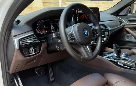 BMW 5 серия, 2020 год, 5 990 000 рублей, 8 фотография