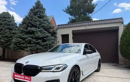 BMW 5 серия, 2020 год, 5 990 000 рублей, 3 фотография