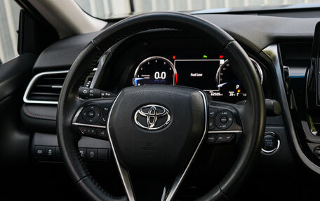 Toyota Camry, 2022 год, 3 390 000 рублей, 12 фотография