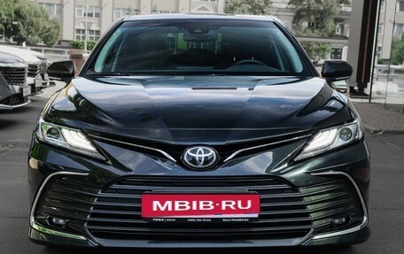 Toyota Camry, 2022 год, 3 390 000 рублей, 3 фотография